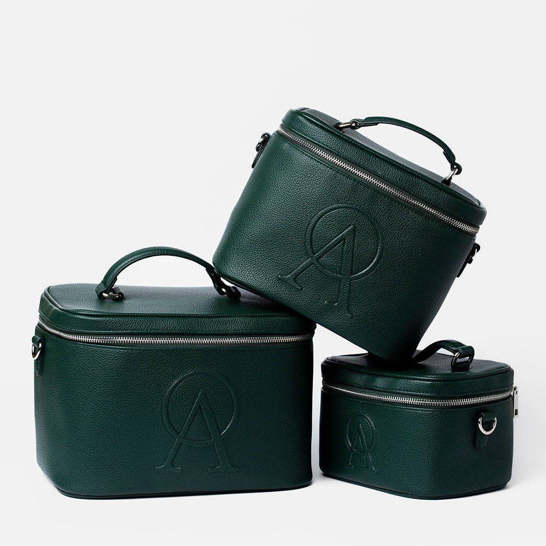 Eva Signature Toiletry Bag